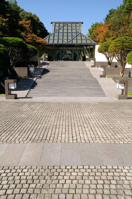 Contact bridge of MIHO museum - Stock Photo [11335841] - PIXTA