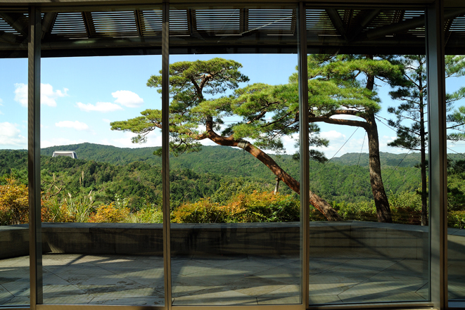 Contact bridge of MIHO museum - Stock Photo [11335841] - PIXTA